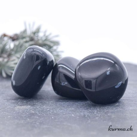 Pierre Roulée Obsidienne Flocon de Neige L - N°14025.6-1 disponible dans la boutique en ligne Kûrma. Votre magasin de pierre et minéraux en suisse