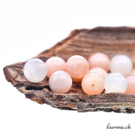 Perle Pierre de Lune Blanc Saumon Gris 8.5mm - N°13677-1 disponible dans la boutique en ligne Kûrma. Votre magasin de pierre et minéraux en suisse