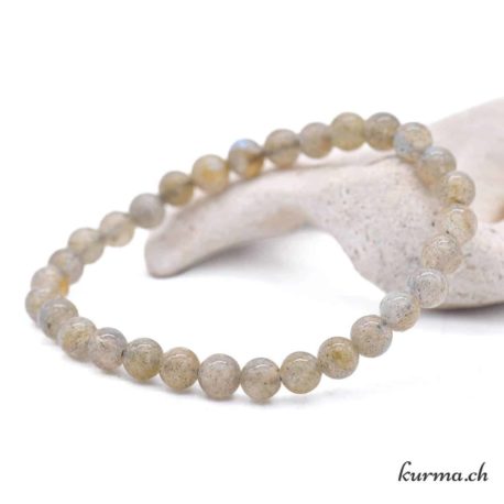 Bracelet Labradorite 6mm - Nº14113-2 disponible dans la boutique en ligne Kûrma. Votre magasin de pierre et minéraux en suisse