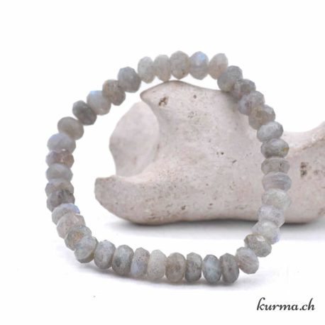 Bracelet Labradorite Rondelle Facette 8mm - Nº14115-2 disponible dans la boutique en ligne Kûrma. Votre magasin de pierre et minéraux en suisse