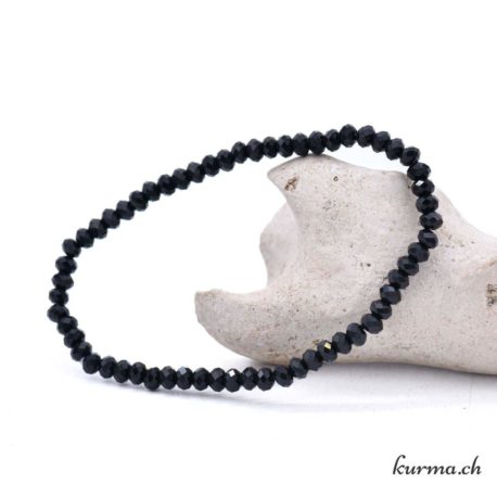 Bracelet Onyx Rondelle Facette 4mm - Nº14148-1 disponible dans la boutique en ligne Kûrma. Votre magasin de pierre et minéraux en suisse