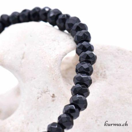 Bracelet Onyx Rondelle Facette 6mm - Nº14145-2 disponible dans la boutique en ligne Kûrma. Votre magasin de pierre et minéraux en suisse