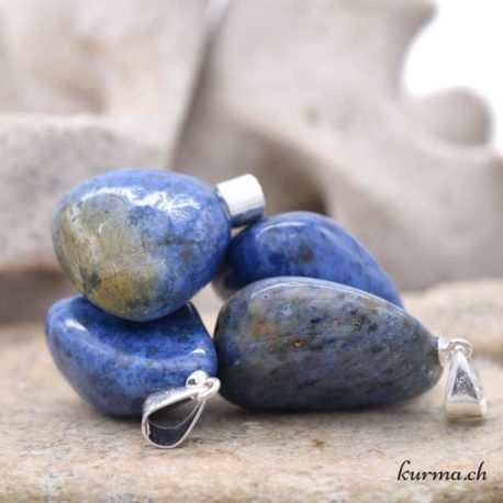 Pendentif Dumortiérite (c) - N°14301-3 disponible dans la boutique en ligne Kûrma. Votre magasin de pierre et minéraux en suisse