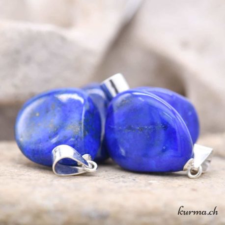 Pendentif Lapis Lazuli (g) - N°8071-2 disponible dans la boutique en ligne Kûrma. Votre magasin de pierre et minéraux en suisse