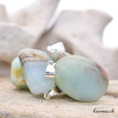 Pendentif Opale des Andes (i) - N°14427-2 disponible dans la boutique en ligne Kûrma. Votre magasin de pierre et minéraux en suisse