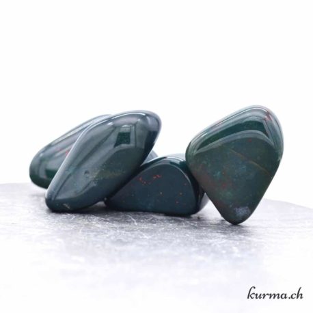 Pierre Roulée Héliotrope M - N°7518.5-3 disponible dans la boutique en ligne Kûrma. Votre magasin de pierre et minéraux en suisse