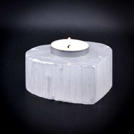 Bougeoire Sélénite Coeur 8cm - N°14470-2 disponible dans la boutique en ligne Kûrma. Votre magasin de pierre et minéraux en suisse