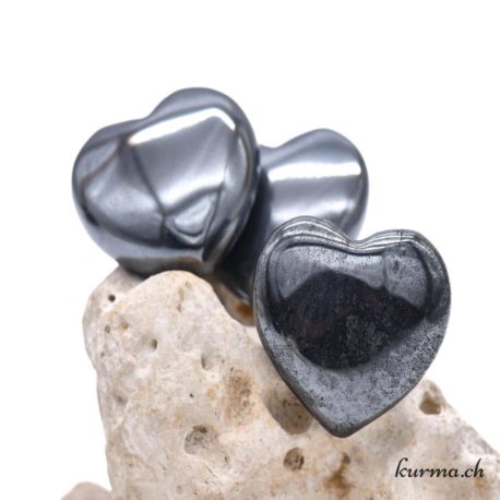 Coeur Hématite 2cm - Nº14621-3 disponible dans la boutique en ligne Kûrma. Votre magasin de pierre et minéraux en suisse