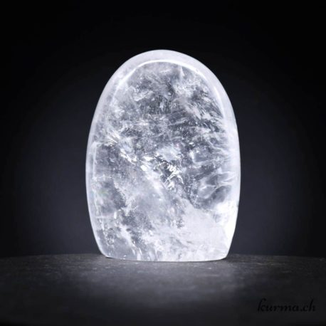 Méhnir Cristal de Roche - N°8646.1-3 disponible dans la boutique en ligne Kûrma. Votre magasin de pierre et minéraux en suisse