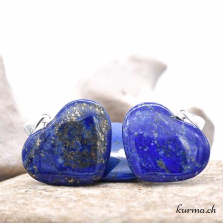 Pendentif Lapis Lazuli Coeur (e) - N°-1 disponible dans la boutique en ligne Kûrma. Votre magasin de pierre et minéraux en suisse