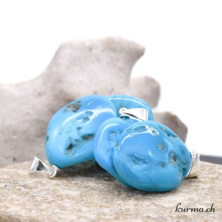 Pendentif Turquoise ''Sleeping Beauty'' (zab) - N°14445-2 disponible dans la boutique en ligne Kûrma. Votre magasin de pierre et minéraux en suisse