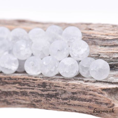 Perle Cristal de Roche Iris Mat 8-8.5mm 3 disponible dans la boutique en ligne Kûrma. Votre magasin de pierre et minéraux en suisse