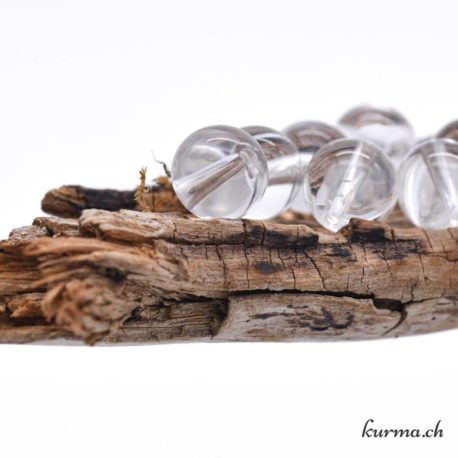 Perle Quartz Cristal de Roche 10-10.5mm 3 disponible dans la boutique en ligne Kûrma. Votre magasin de pierre et minéraux en suisse