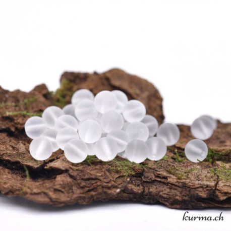 Perle Quartz Cristal de Roche Mat 6-6.5mm 1 disponible dans la boutique en ligne Kûrma. Votre magasin de pierre et minéraux en suisse