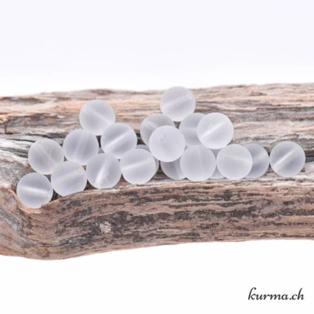 Perle Quartz Cristal de Roche Mat 8-8.5mm 1 disponible dans la boutique en ligne Kûrma. Votre magasin de pierre et minéraux en suisse