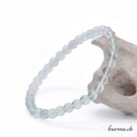 Bracelet Fluorite 5.5-6mm-2 disponible dans la boutique en ligne Kûrma. Votre magasin de pierre et minéraux en suisse