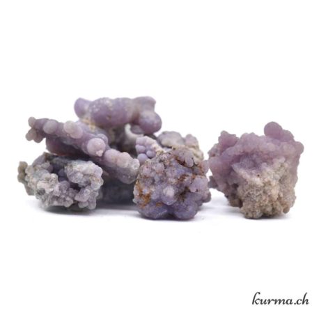 Minéraux Calcédoine Botryoïdale S Agate Grappe-2 disponible dans la boutique en ligne Kûrma. Votre magasin de pierre et minéraux en suisse