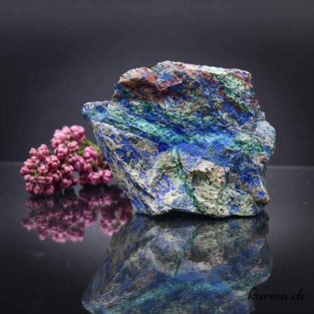 Minéraux Chrysocolle-10 disponible dans la boutique en ligne Kûrma. Votre magasin de pierre et minéraux en suisse
