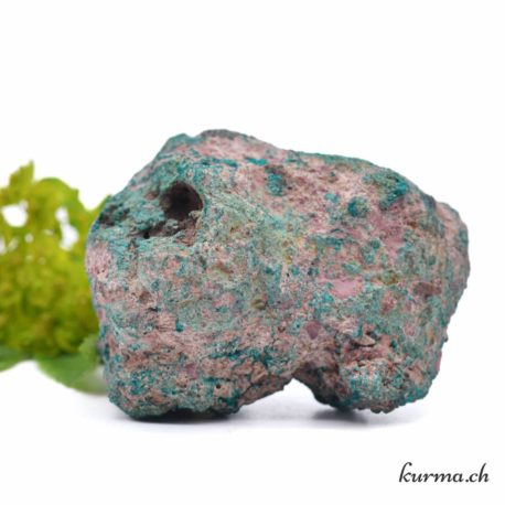 Minéraux Dioptase- Nº9723-41 disponible dans la boutique en ligne Kûrma. Votre magasin de pierre et minéraux en suisse