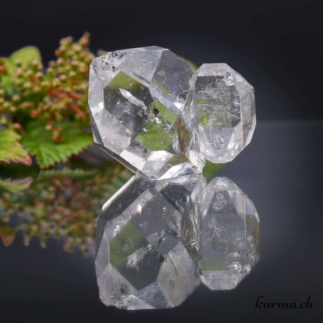 Minéraux Herkimer- Nº14771.1-41 disponible dans la boutique en ligne Kûrma. Votre magasin de pierre et minéraux en suisse