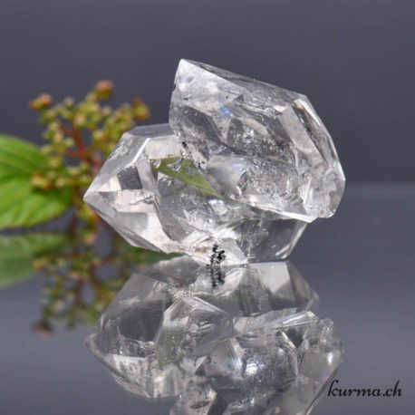 Minéraux Herkimer- Nº14771.4-21 disponible dans la boutique en ligne Kûrma. Votre magasin de pierre et minéraux en suisse