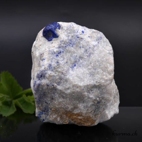 Minéraux Lazuli- Nº8306.2-51 disponible dans la boutique en ligne Kûrma. Votre magasin de pierre et minéraux en suisse