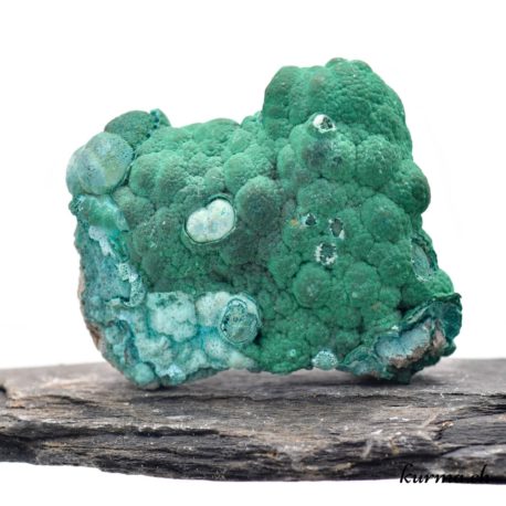 Minéraux Malachite Chrysocolle - N°8020.3.1 disponible dans la boutique en ligne Kûrma. Votre Magasin de lithothérapie Suisse en ligne.