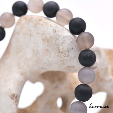 Acheter ce bracelet dans la boutique en ligne Kûrma. Spécialisé dans des pierres de qualité directement importer depuis les artisans lapidaires.