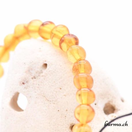 Acheter ce bracelet dans la boutique en ligne Kûrma. Spécialisé dans des pierres de qualité directement importer depuis les artisans lapidaires.