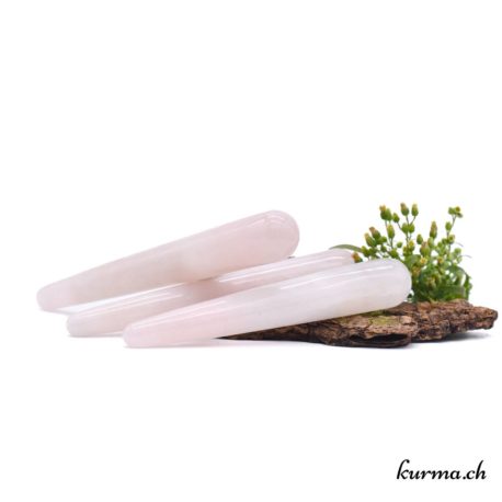 Acheter Bâton de Massage Quartz Rose – no15538-11 dans la boutique en ligne Kûrma. Spécialisé dans des pierres de qualité directement importer depuis les artisans lapidaires.