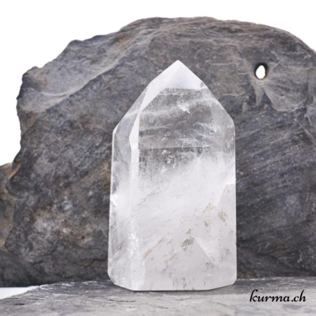 Acheter Menhir Cristal de Roche 447gr – N°14937.1-11 dans la boutique en ligne Kûrma. Spécialisé dans des pierres de qualité directement importer depuis les artisans lapidaires.