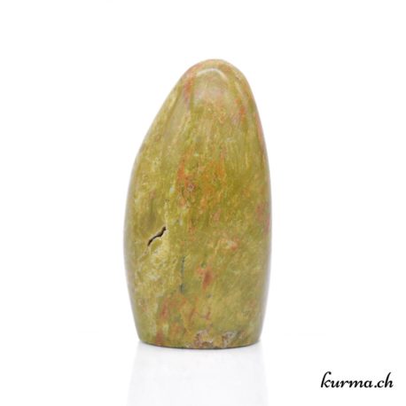Acheter Menhir Opale Verte 271gr – N°5205.4-31 dans la boutique en ligne Kûrma. Spécialisé dans des pierres de qualité directement importer depuis les artisans lapidaires.