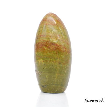 Acheter Menhir Opale Verte 372gr – N°5205.2-21 dans la boutique en ligne Kûrma. Spécialisé dans des pierres de qualité directement importer depuis les artisans lapidaires.