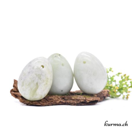 Acheter Oeuf de Yoni - Jade - 2 dans la boutique en ligne Kûrma. Spécialisé dans des pierres de qualité directement importer depuis les artisans lapidaires.
