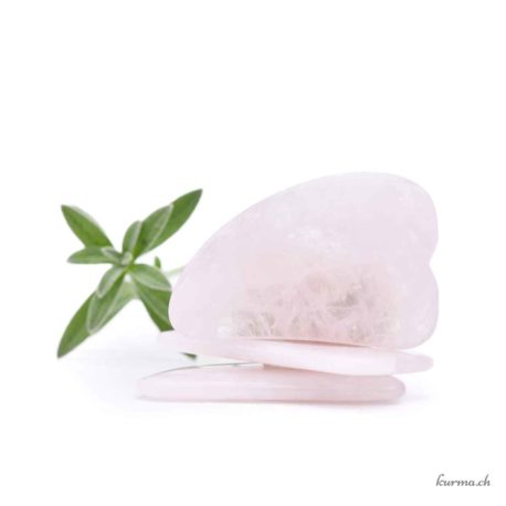 Wing Gua Sha Quartz Rose 7cm- N°15635-2 disponible en ligne et dans la boutique Kûrma