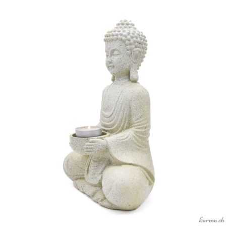 Acheter Bouddha méditant bougeoir couleur gris 550g 27cm - N°15907-2 dans la boutique en ligne Kûrma. Spécialisé dans des pierres de qualité directement importer depuis les artisans lapidaires.