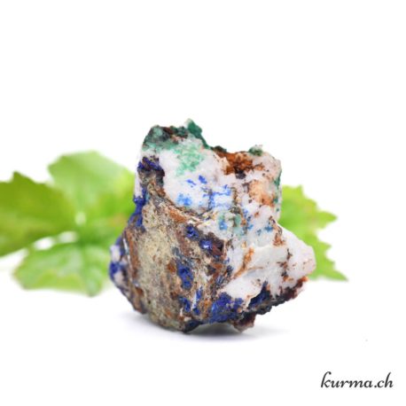 Minéraux Malachite Azurite-34 disponible dans la boutique en ligne Kûrma. Votre magasin de pierre et minéraux en suisse