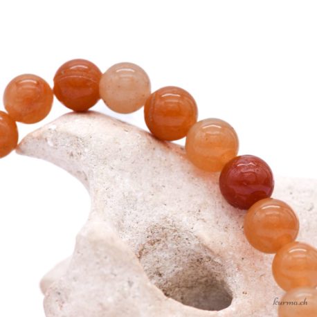 Acheter Bracelet Aventurine Orange perles 8mm - N°16091-3 dans la boutique en ligne Kûrma. Spécialisé dans des pierres de qualité directement importer depuis les artisans lapidaires.