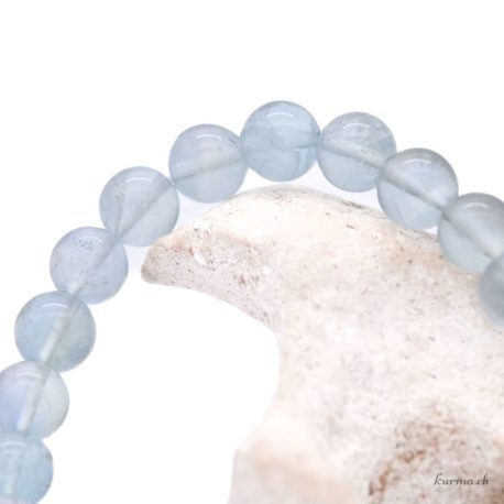 Acheter Bracelet Fluorite Bleue 'AA' perles 6mm - N°16104-2 dans la boutique en ligne Kûrma. Spécialisé dans des pierres de qualité directement importer depuis les artisans lapidaires.