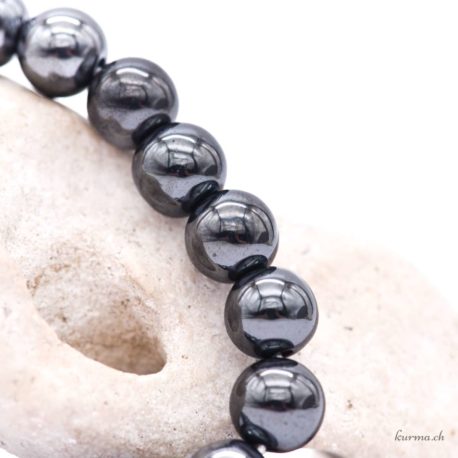 Acheter Bracelet Hematite perles 10mm - N°16107-3 dans la boutique en ligne Kûrma. Spécialisé dans des pierres de qualité directement importer depuis les artisans lapidaires.