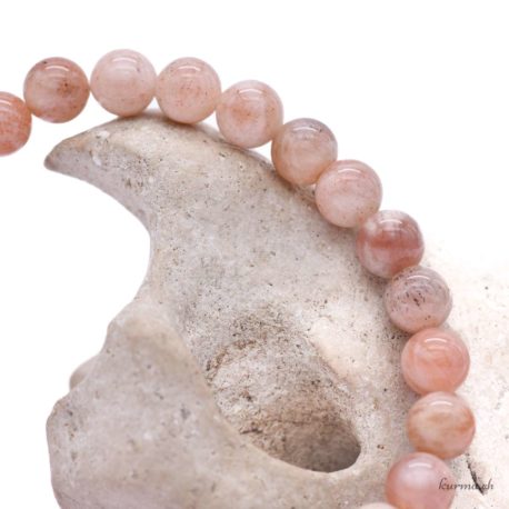 Acheter Bracelet Pierre de Soleil 'AA' perles 6mm - N°16157-3 dans la boutique en ligne Kûrma. Spécialisé dans des pierres de qualité directement importer depuis les artisans lapidaires.