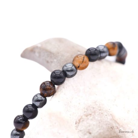 Acheter Bracelet Protection Obsidienne Noire, Hematite, Oeil de Tigre perles 4mm - N°16111-1 dans la boutique en ligne Kûrma. Spécialisé dans des pierres de qualité directement importer depuis les artisans lapidaires.