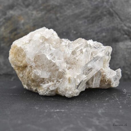 Mineralien Bergkristall Drusen 194- 6 im Kûrma Online Shop kaufen. Schweizer Shop für Qualitätssteine.