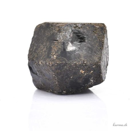 Acheter Minéraux Grenat Pyrope 375g - N°4807.1-2 dans la boutique en ligne Kûrma. Magasin suisse de pierre de qualité.