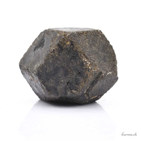 Acheter Minéraux Grenat Pyrope 375g - N°4807.1-3 dans la boutique en ligne Kûrma. Magasin suisse de pierre de qualité.