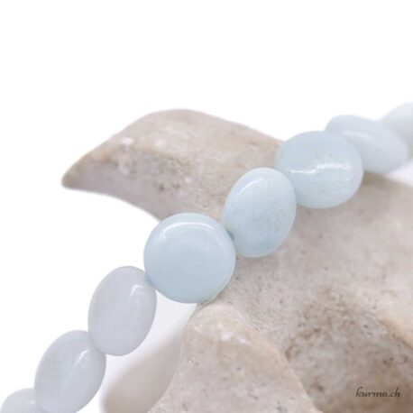 Bracelet Amazonite 8mm Disques - N°17078.170-3 disponible en ligne et dans la boutique Kûrma.