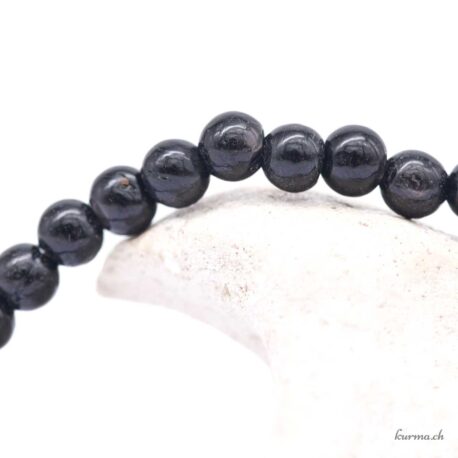 Bracelet Hypersthène 4-4.5mm - N°17170.180-2 disponible en ligne et dans la boutique Kûrma.