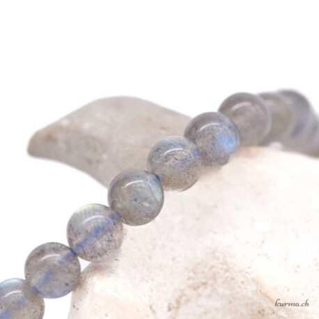 Bracelet Labradorite 6-6.5mm AAA - N°17209.180-3 disponible en ligne et dans la boutique Kûrma.