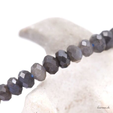 Bracelet Labradorite Rondelles 5mm Facettes - N°17200.170-3 disponible en ligne et dans la boutique Kûrma.