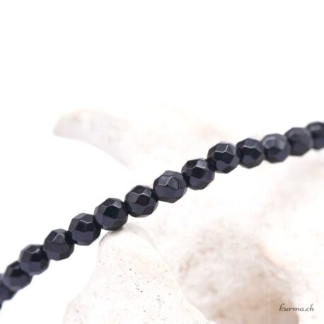 Bracelet Onyx 4mm Facettes - N°17242.170-3 disponible en ligne et dans la boutique Kûrma.